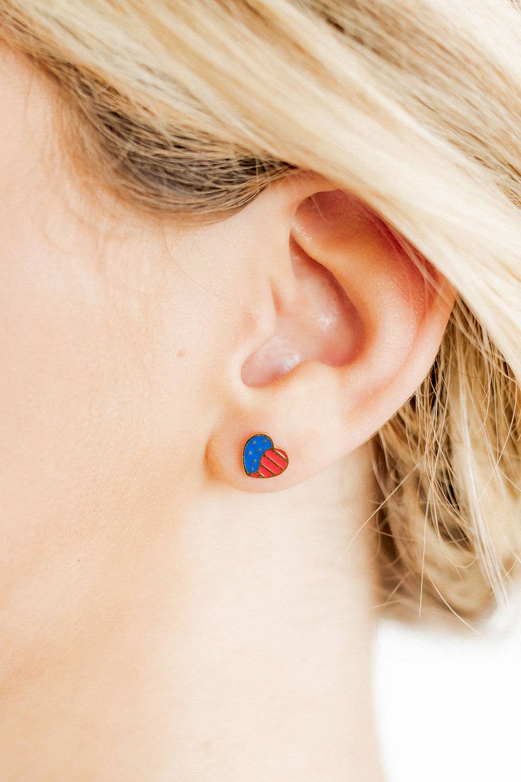 Screwback Stud Earrings - Ellis