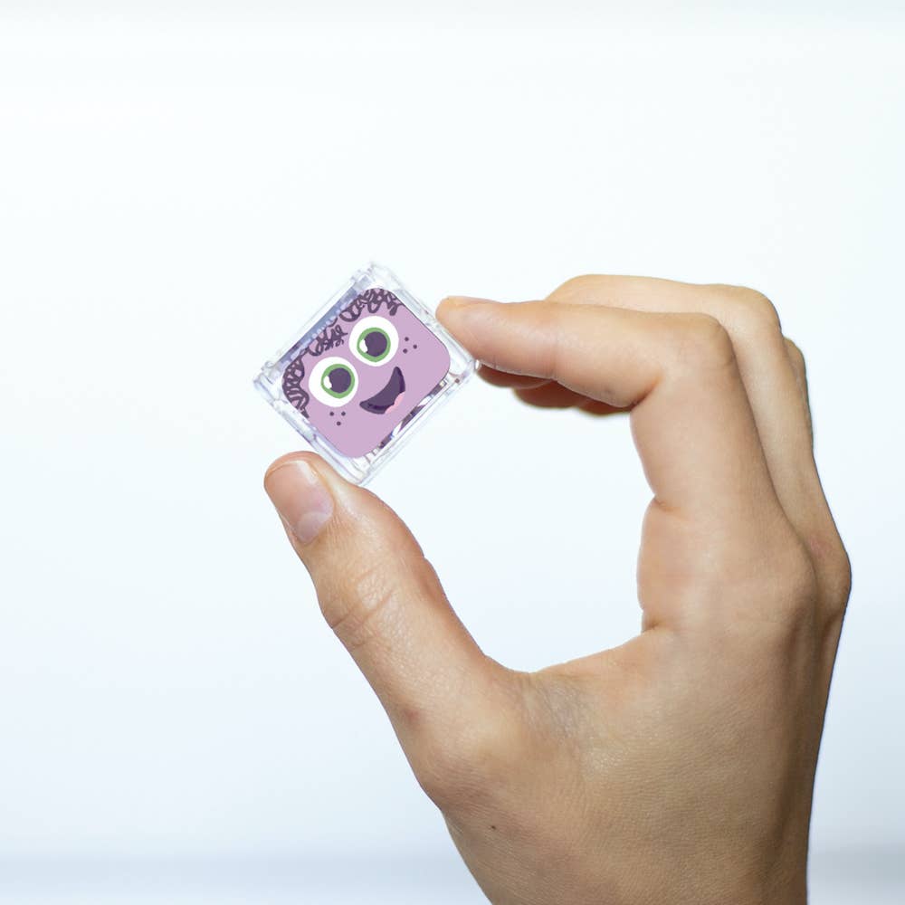 Glo Pals Light-Up Cubes- Lumi (Purple)