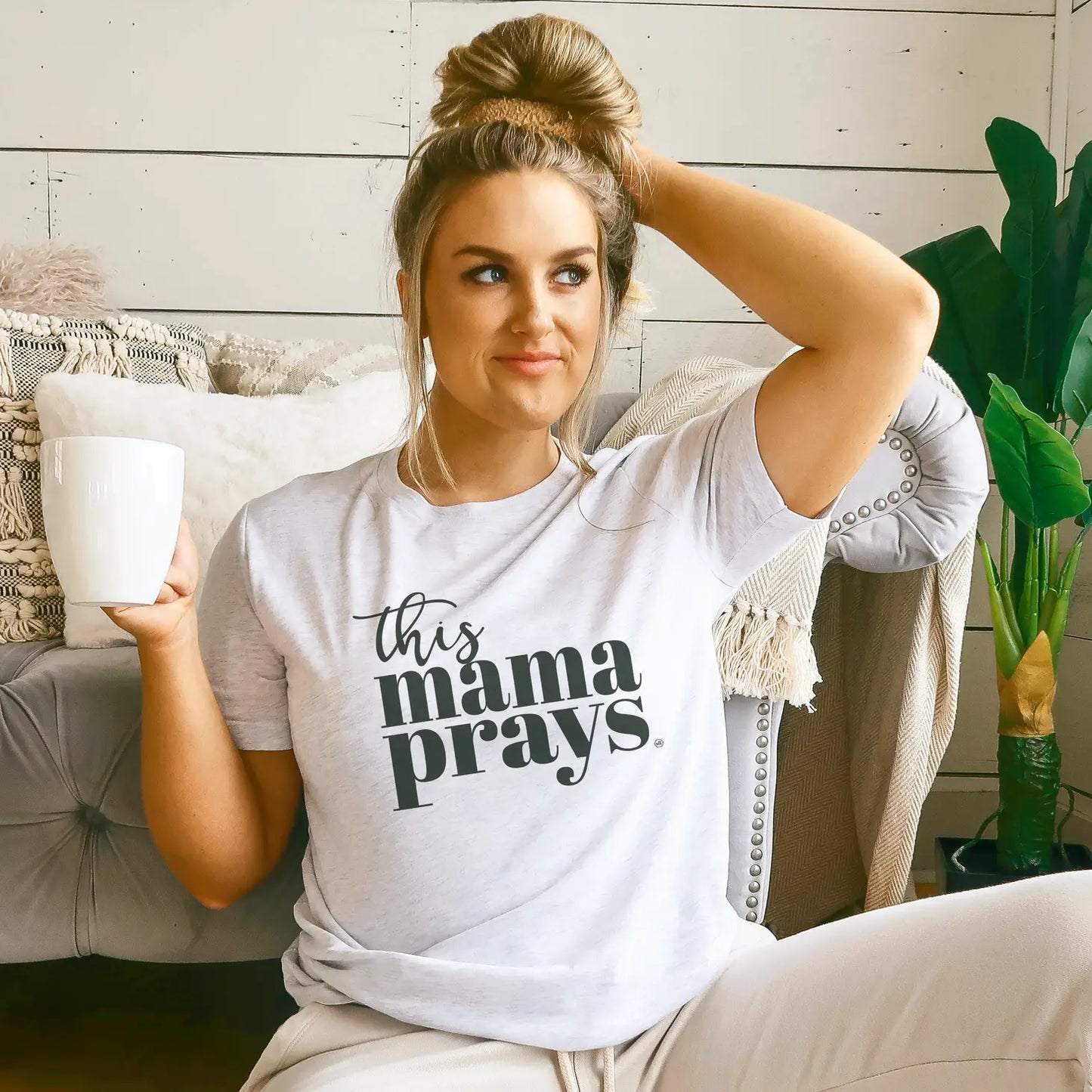 Mama Prays Tee